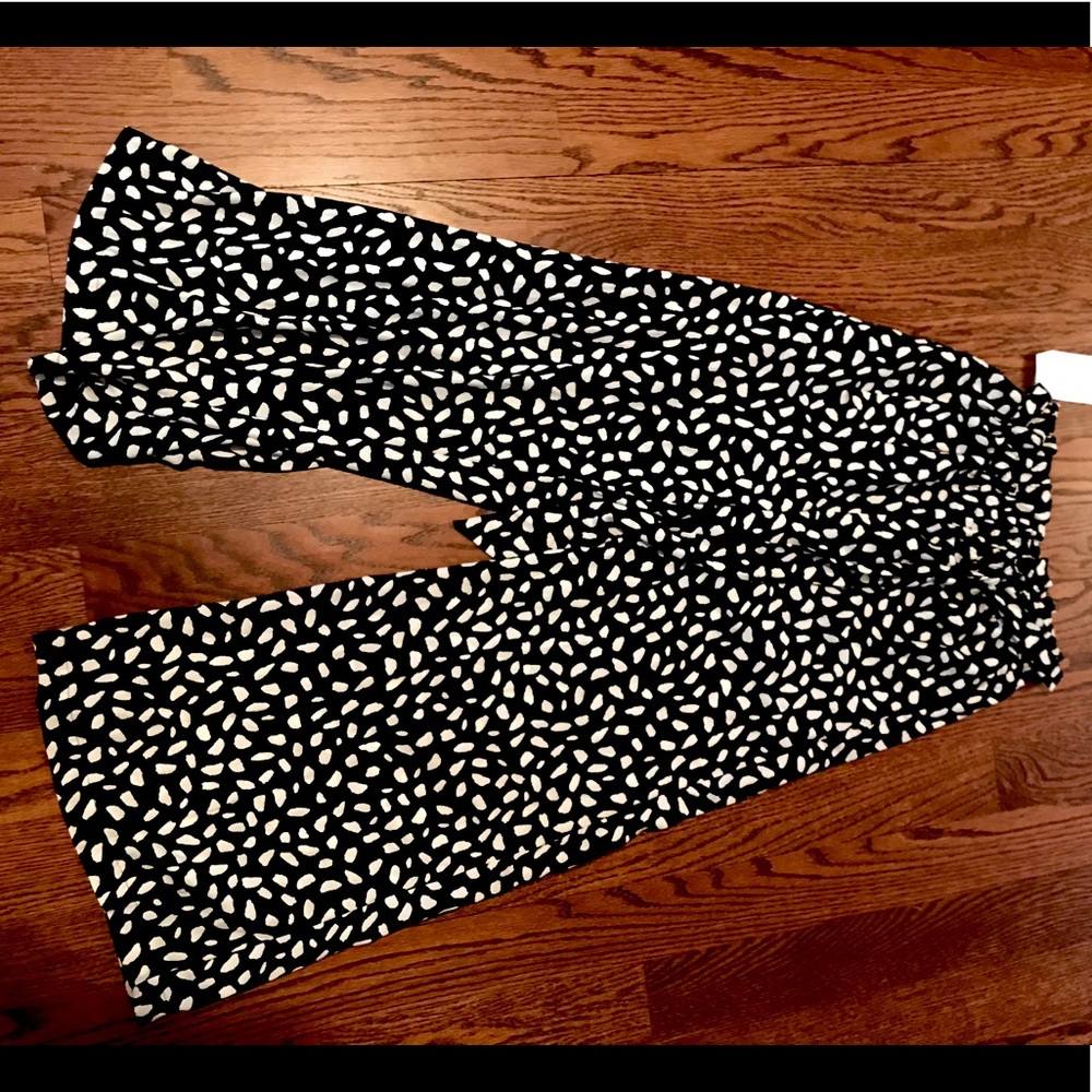 Mid rise wide leg pants with tie belt